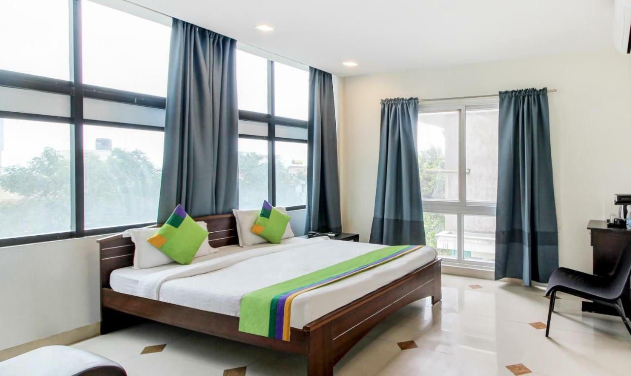 Hotel Treebo Srico, Banjara Hills Hyderabad Exterior foto